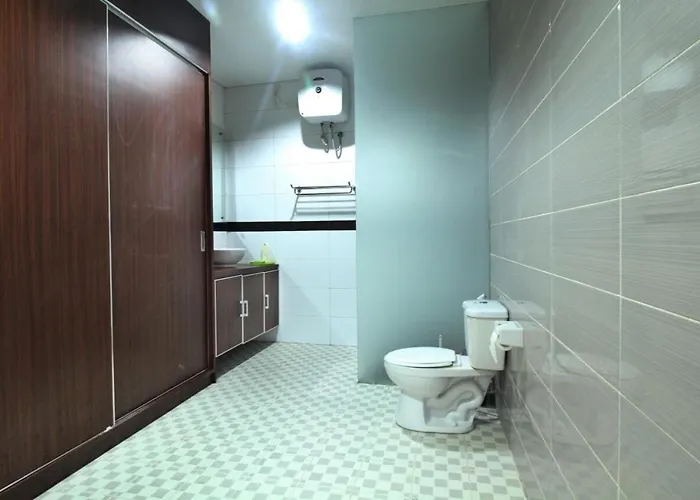 Dreamz - Six Bedrooms Private Villa Legian (Bali)