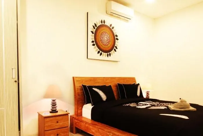 Dreamz - Six Bedrooms Private Villa Legian (Bali)